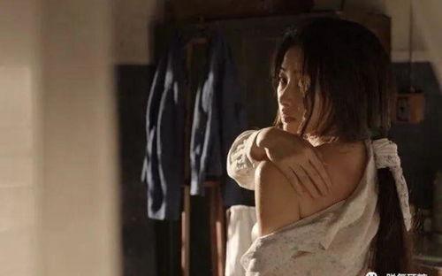 不知名美女吃瓜视频,揭秘不知名美女的神秘吃瓜瞬间