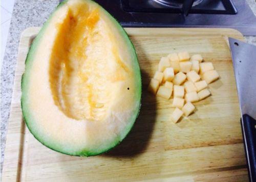 吃哈密瓜甜品做法视频